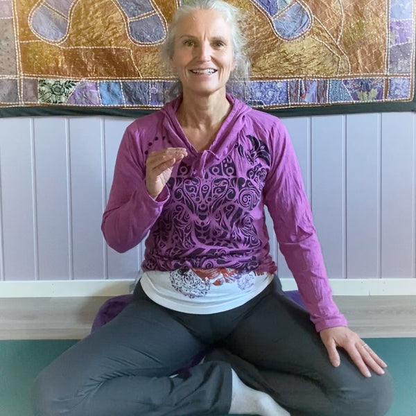 Revmatisme? Maten og yogaen som gjør deg bedre!